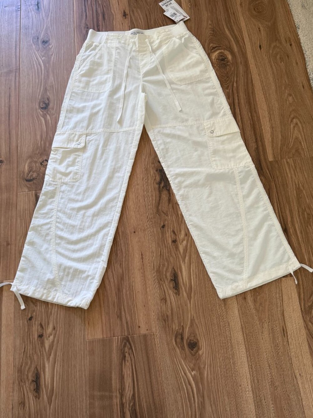 Size 8 Vanilla Star white Parachute Pants